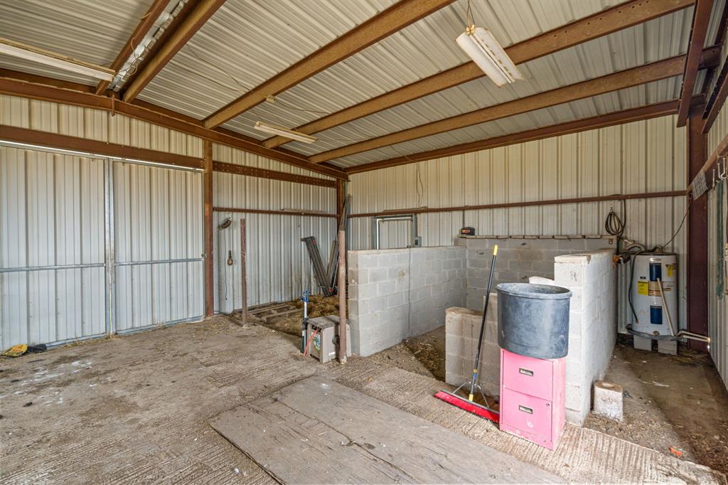 12481 Stice Road Krum, TX 76249 - Photo 29 of 40