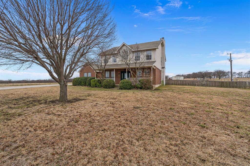 12481 Stice Road Krum, TX 76249 - Photo 3 of 40