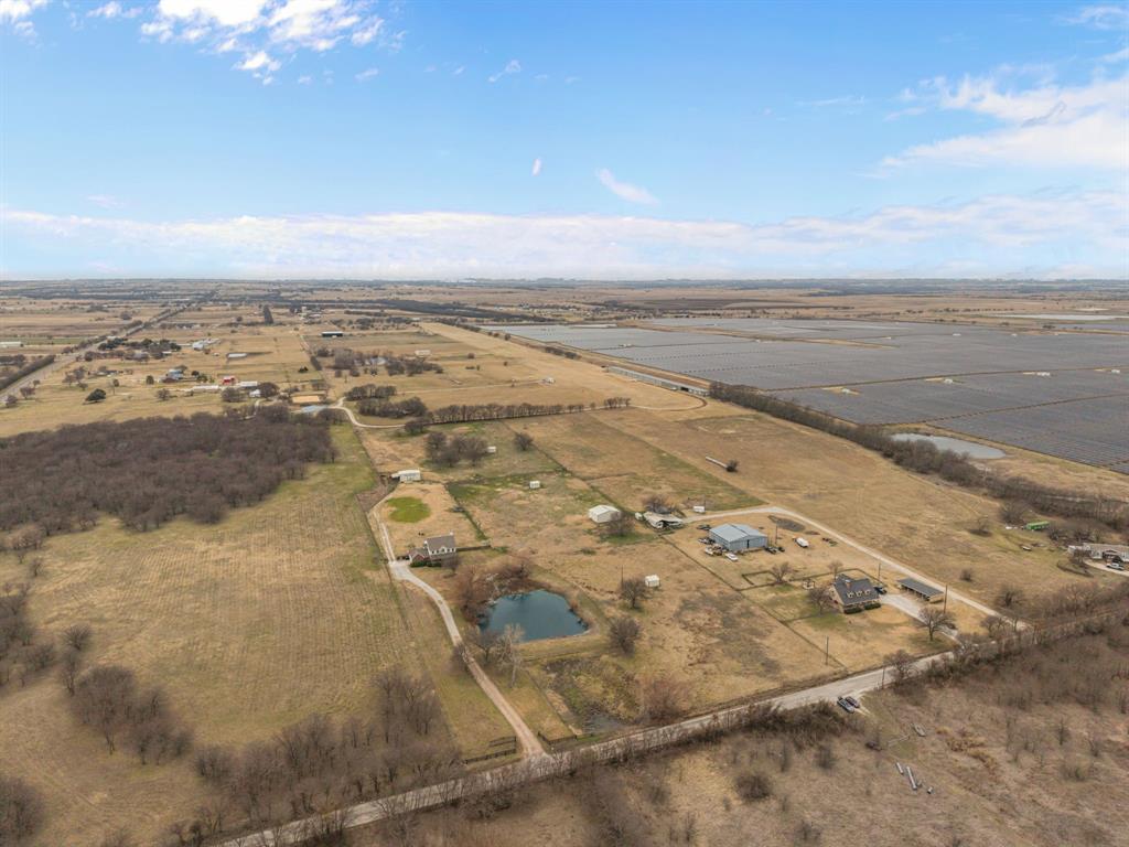 12481 Stice Road Krum, TX 76249 - Photo 34 of 40