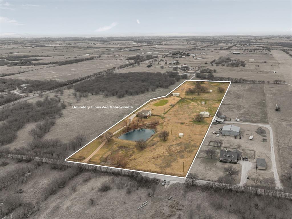 12481 Stice Road Krum, TX 76249 - Photo 37 of 40