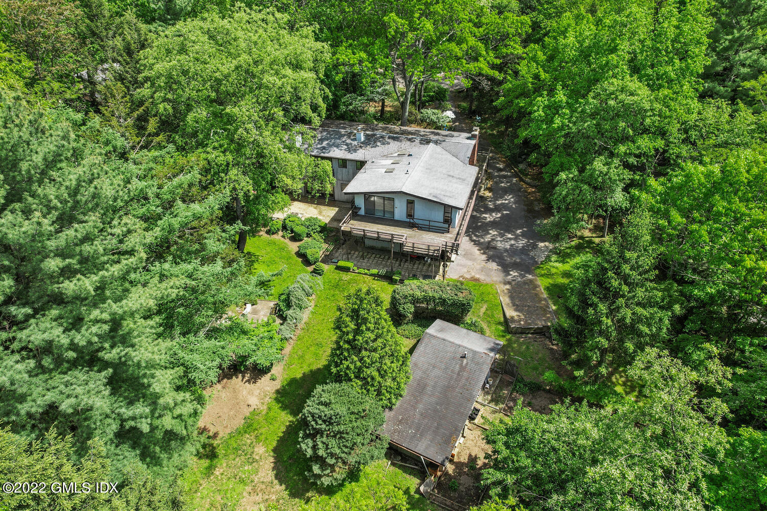 93 Angus Road North, Unit NORTH Greenwich, CT 06831 - Photo 1 of 39 93 Angus Rd N Greenwich CT-large-066-066