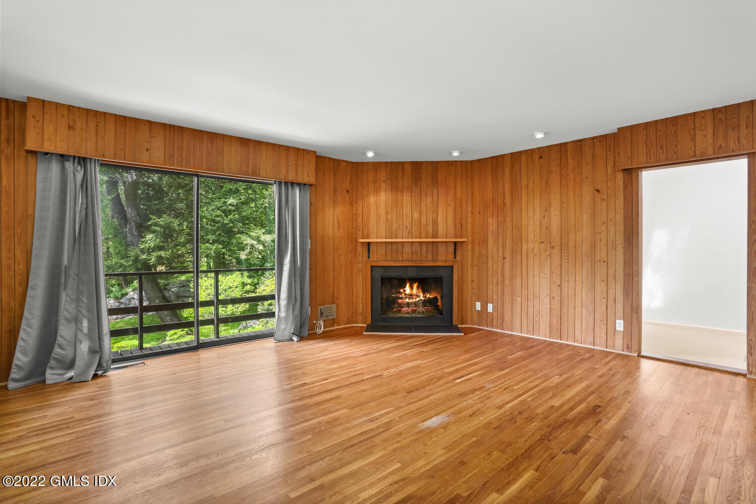 93 Angus Road North, Unit NORTH Greenwich, CT 06831 - Photo 13 of 39 93 Angus Rd N Greenwich CT-large-014-019