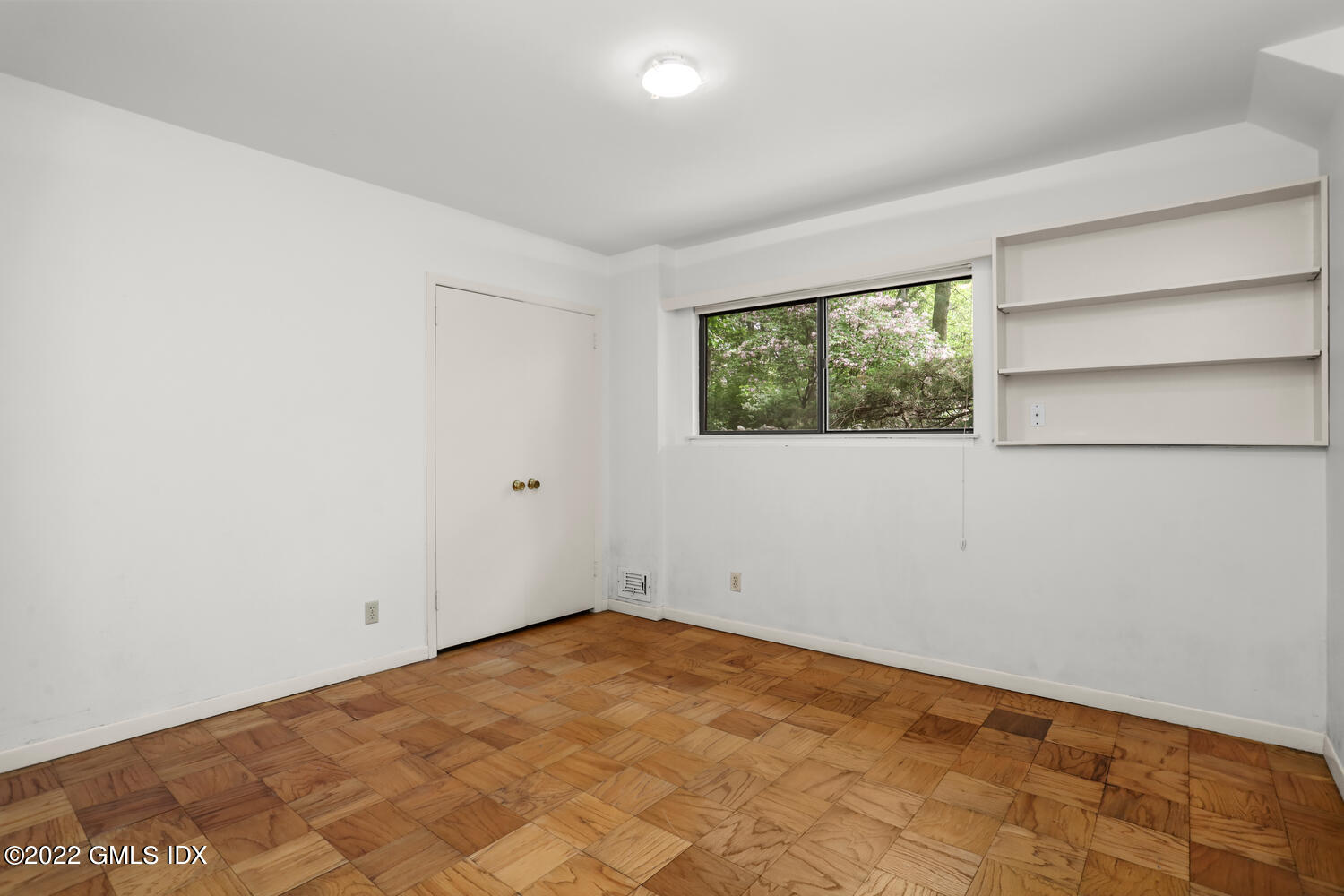 93 Angus Road North, Unit NORTH Greenwich, CT 06831 - Photo 15 of 39 93 Angus Rd N Greenwich CT-large-002-011