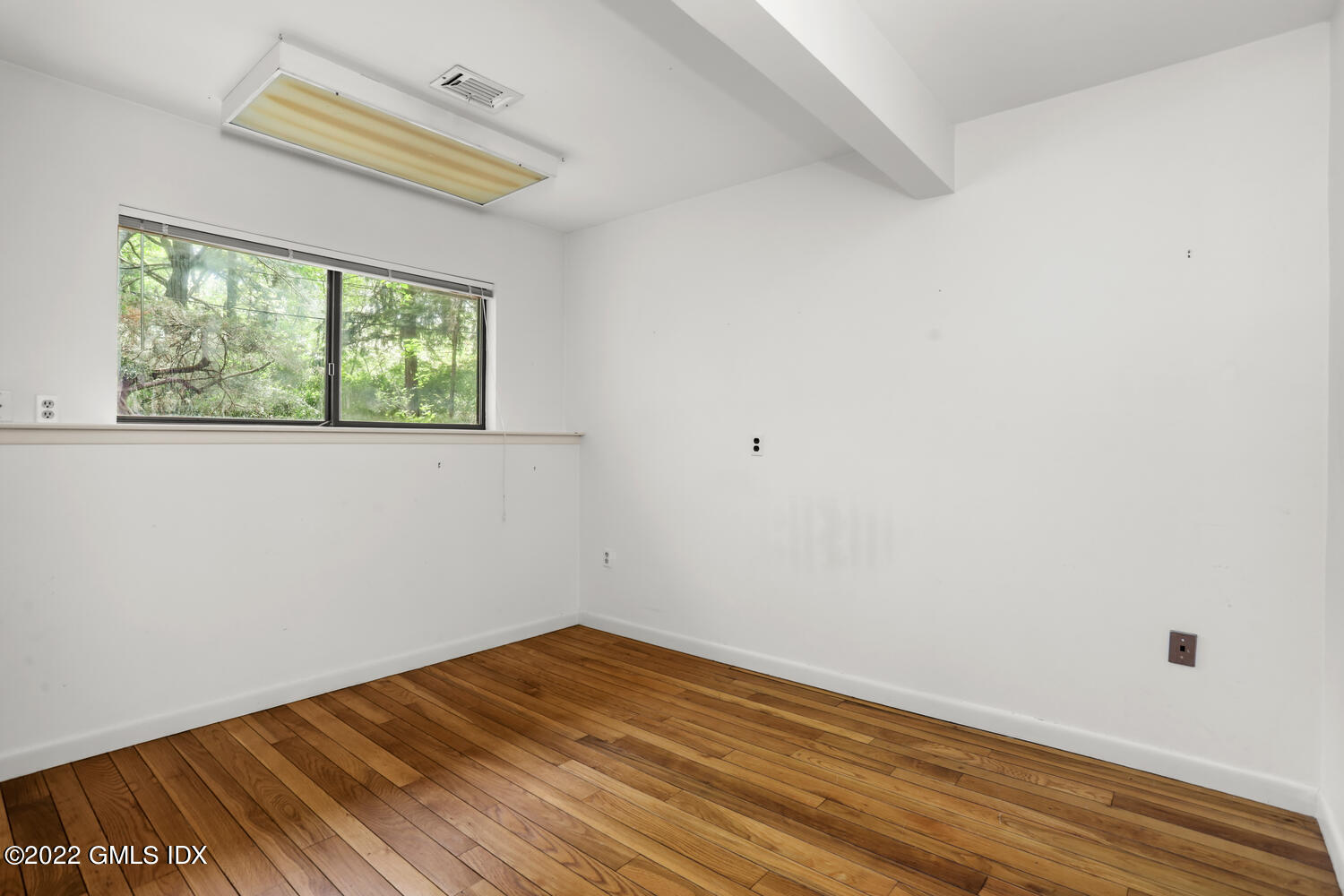 93 Angus Road North, Unit NORTH Greenwich, CT 06831 - Photo 16 of 39 93 Angus Rd N Greenwich CT-large-001-008