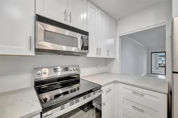 $2,500 | 9819 Hernando Court, Unit 29A, Bradenton, FL 34210