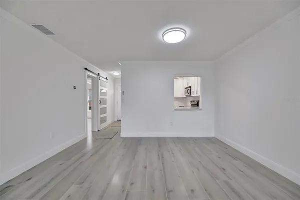 $2,500 | 9819 Hernando Court, Unit 29A, Bradenton, FL 34210