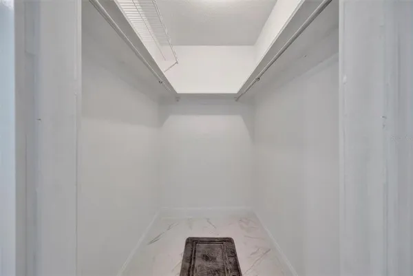 $2,500 | 9819 Hernando Court, Unit 29A, Bradenton, FL 34210