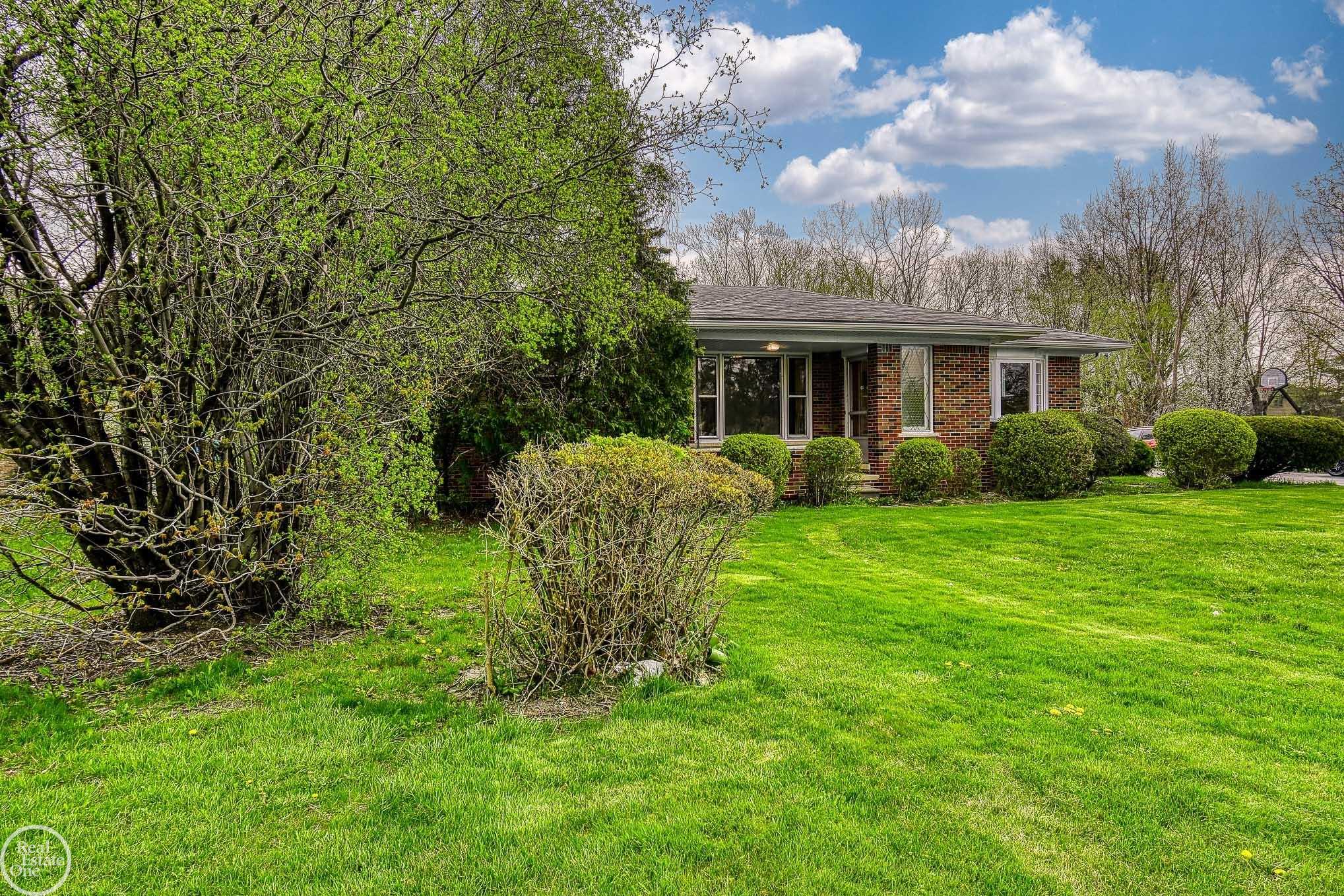 39460 Ryan Road Sterling Heights, MI 48310 - Photo 40 of 54 50106406-39.JPG