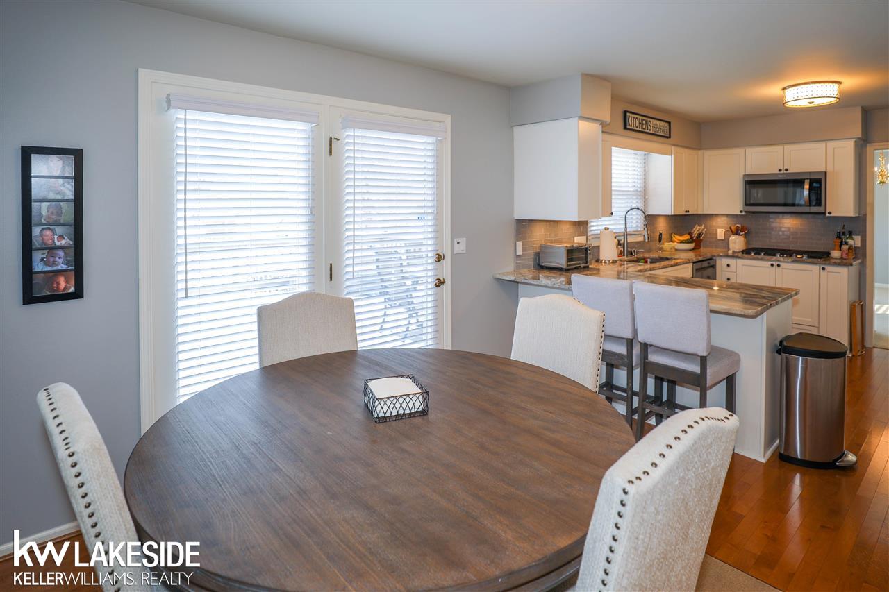 1494 Royal Crescent Street Rochester Hills, MI 48306 - Photo 11 of 37