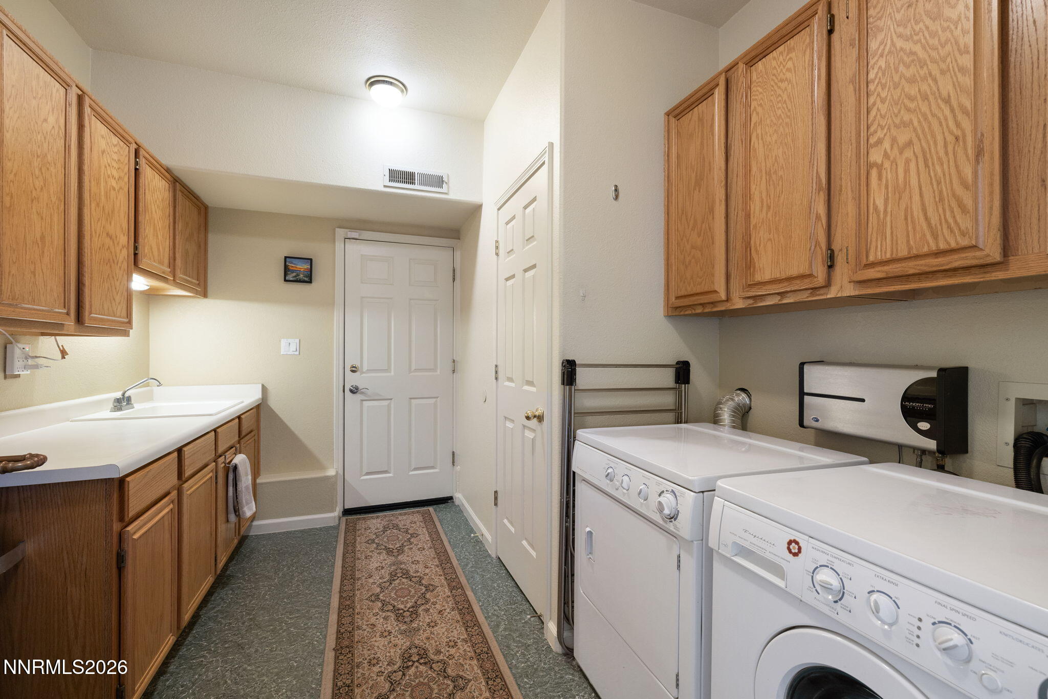14485 Minnetonka Circle Reno, NV 89521 - Photo 37 of 79 32-web-or-mls-14485 Minnetonka-33