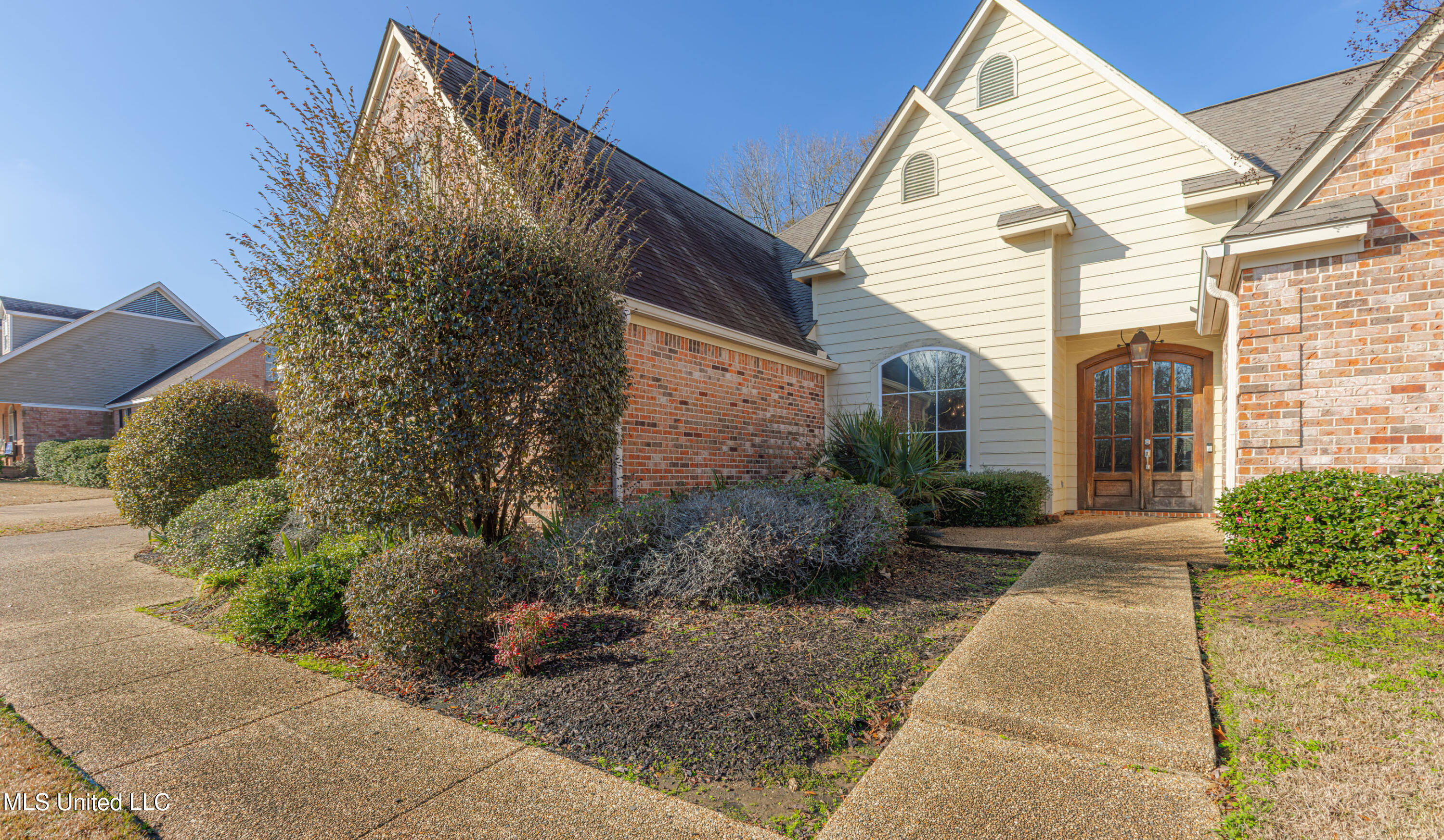 114 Copper Ridge Drive Brandon, MS 39042 - Photo 4 of 63 1R4A7321-Enhanced-NR
