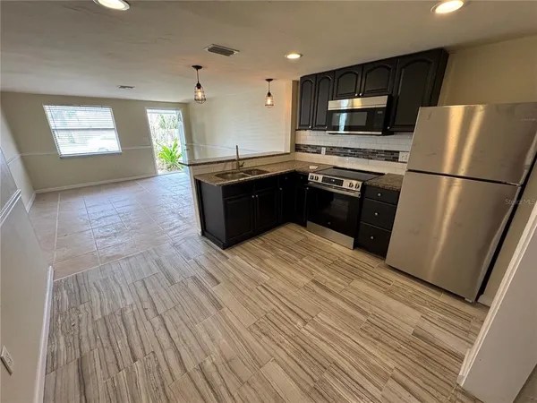 $1,350 | 2111 Forked Creek Drive, Englewood, FL 34223