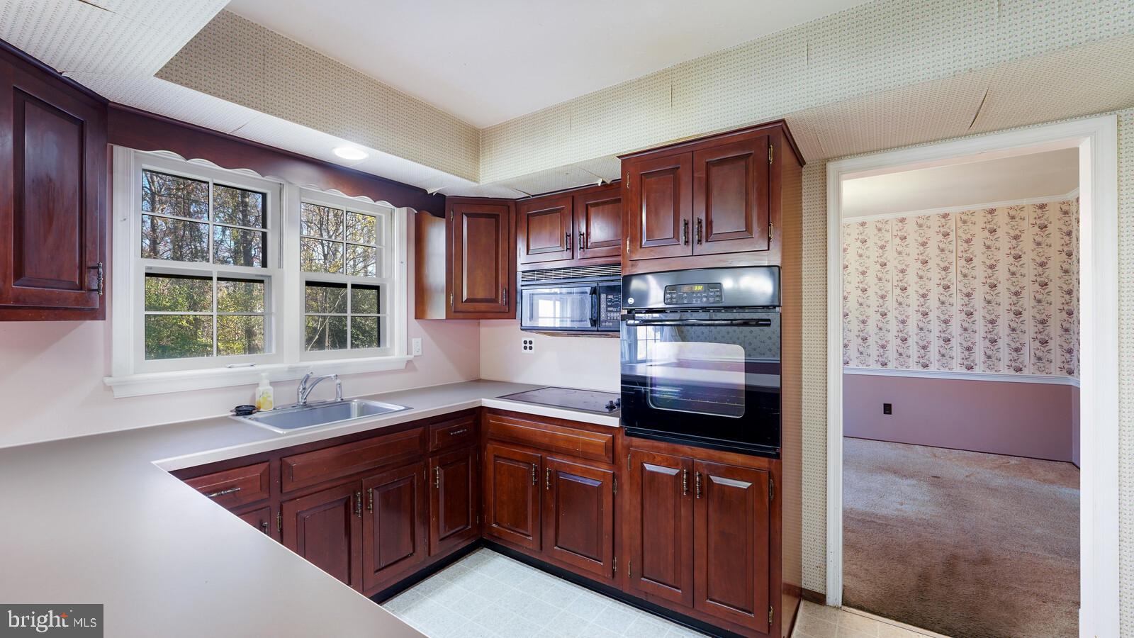 364 Ramsey Road Yardley, PA 19067 - Photo 6 of 20 Kitchen