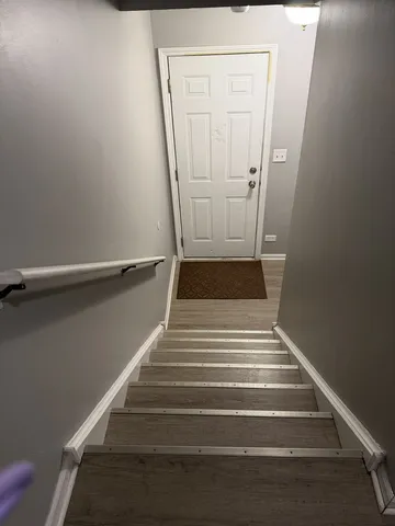 $2,600 | 3367 Ravinia Circle, Aurora, IL 60504