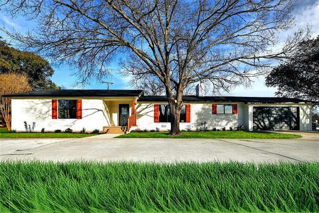 $389,900 | 1401 Rambler Drive, Waco, TX 76710