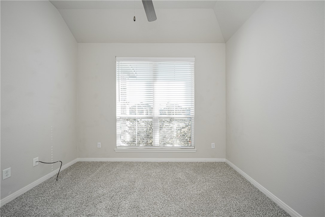 2008 Viva Road Bryan, TX 77807 - Photo 18 of 28