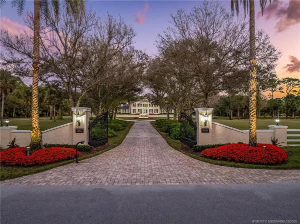 $6,995,000 | 5551 Southwest Mistletoe Lane, Palm City, FL 34990