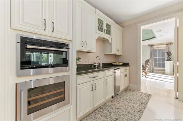 $6,995,000 | 5551 Southwest Mistletoe Lane, Palm City, FL 34990