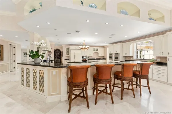 $6,995,000 | 5551 Southwest Mistletoe Lane, Palm City, FL 34990