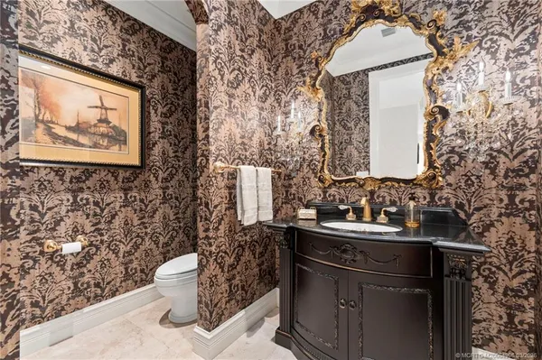 $6,995,000 | 5551 Southwest Mistletoe Lane, Palm City, FL 34990