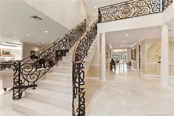 $6,995,000 | 5551 Southwest Mistletoe Lane, Palm City, FL 34990