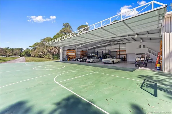 $6,995,000 | 5551 Southwest Mistletoe Lane, Palm City, FL 34990