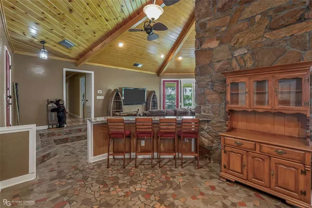 $429,000 | 10865 Ferry Lake Road, Oil City, LA 71061