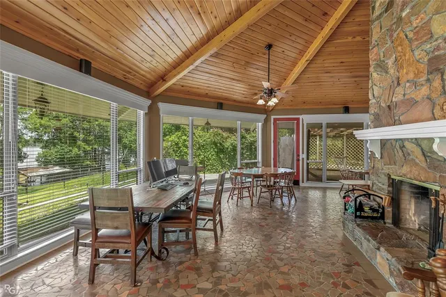 $429,000 | 10865 Ferry Lake Road, Oil City, LA 71061