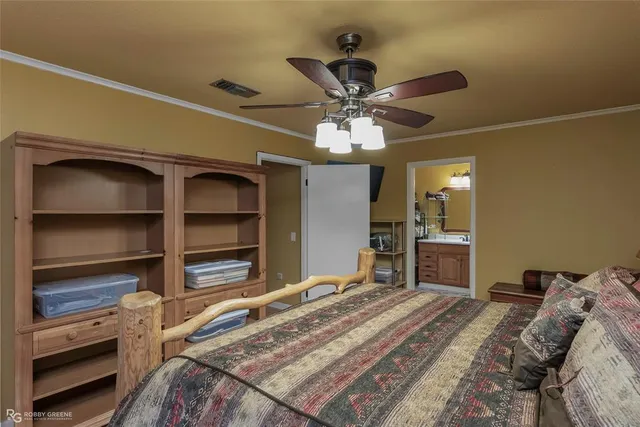 $429,000 | 10865 Ferry Lake Road, Oil City, LA 71061