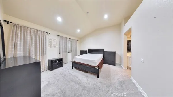 $5,250 | 332 West Summerfield Circle, Anaheim, CA 92802
