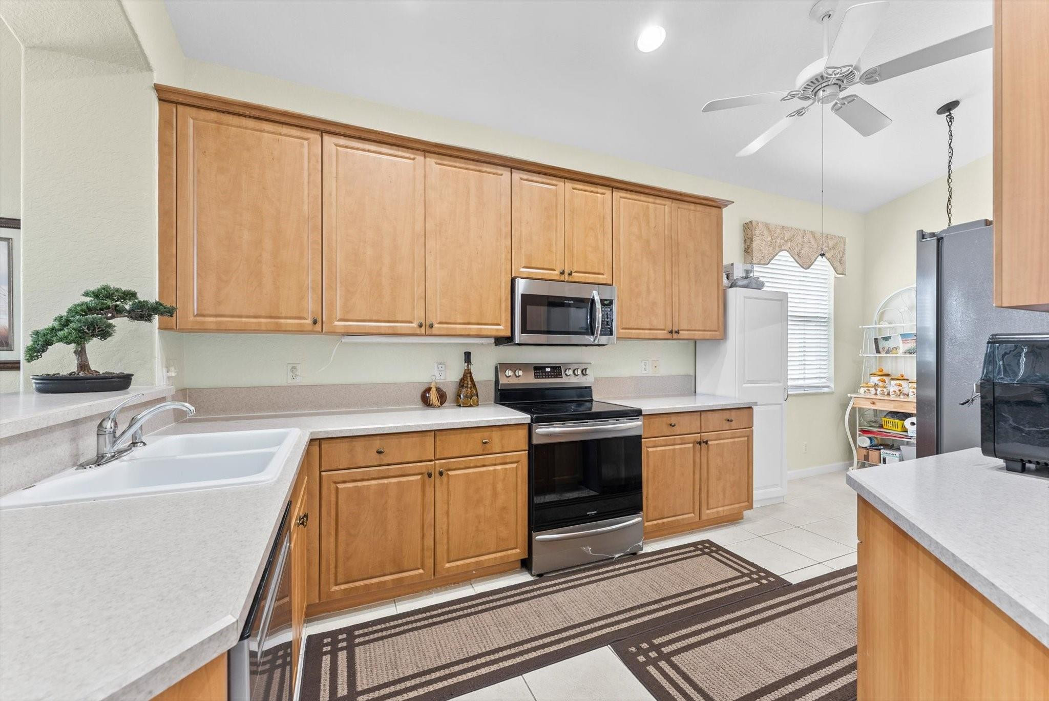 810 Northwest Rutherford Court Port St. Lucie, FL 34983 - Photo 11 of 20 Photo 11
