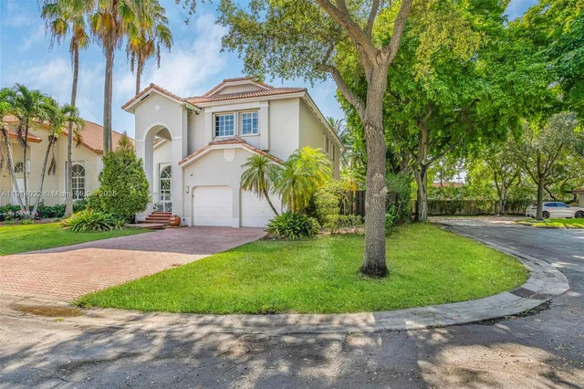 $1,149,000 | 5805 Northwest 108th Place, Doral, FL 33178