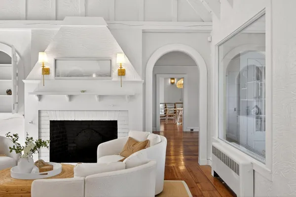 $4,950,000 | 2079 Head Of The Bay Road, Harwich, MA 02645
