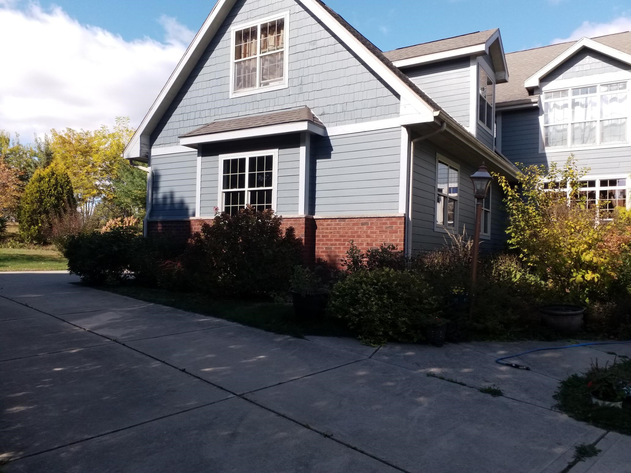 4582 Bishops Court Middleton, WI 53562 - Photo 2 of 17