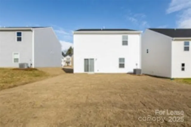 $2,100 | 2917 Patishall Lane, Charlotte, NC 28214