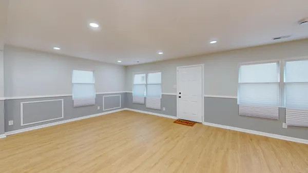 $179,900 | 4252 West 21st Avenue, Gary, IN 46404