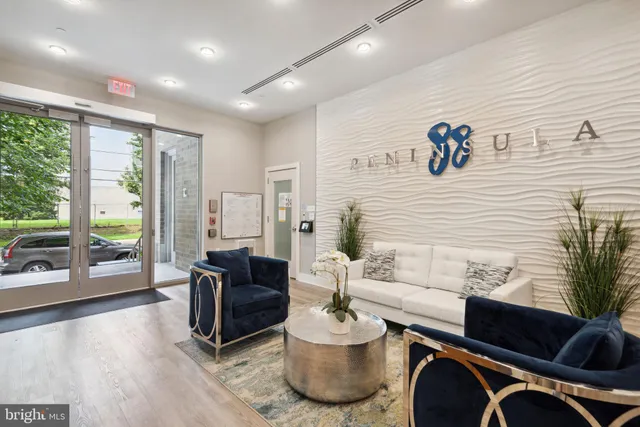 $1,950,000 | 88 V Street Southwest, Unit PH1, Washington, DC 20024