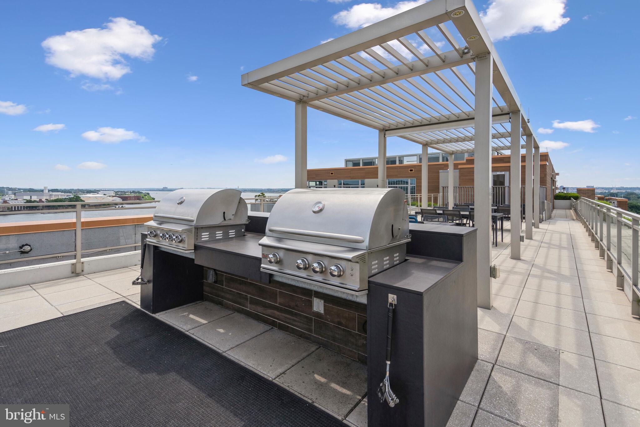 88 V Street Southwest, Unit PH1 Washington, DC 20024 - Photo 59 of 66 2 Full size community grills.