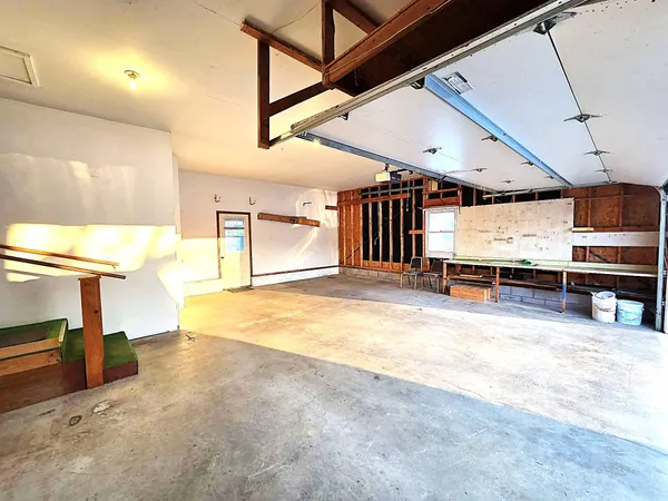 $195,000 | 710 Madison Street, Bellevue, MI 49021