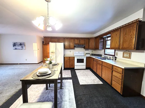 $195,000 | 710 Madison Street, Bellevue, MI 49021