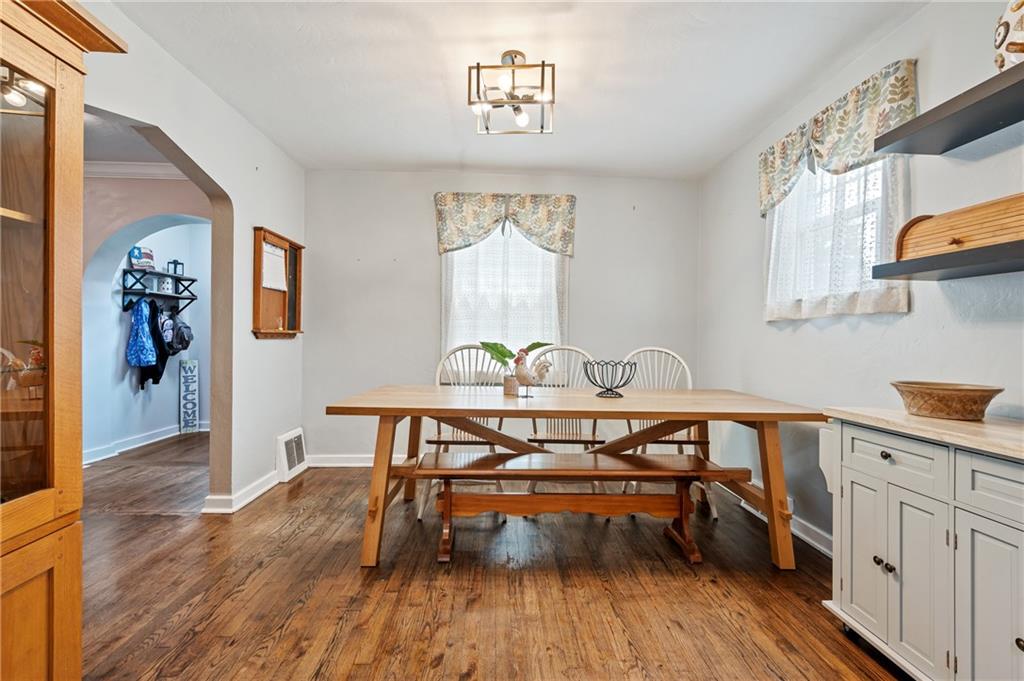 105 Deimling Road Pittsburgh, PA 15229 - Photo 6 of 31 Gallery Image 6