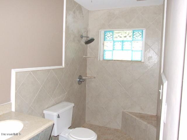 971 Bali Road Cocoa Beach, FL 32931 - Photo 8 of 8 master bath p2