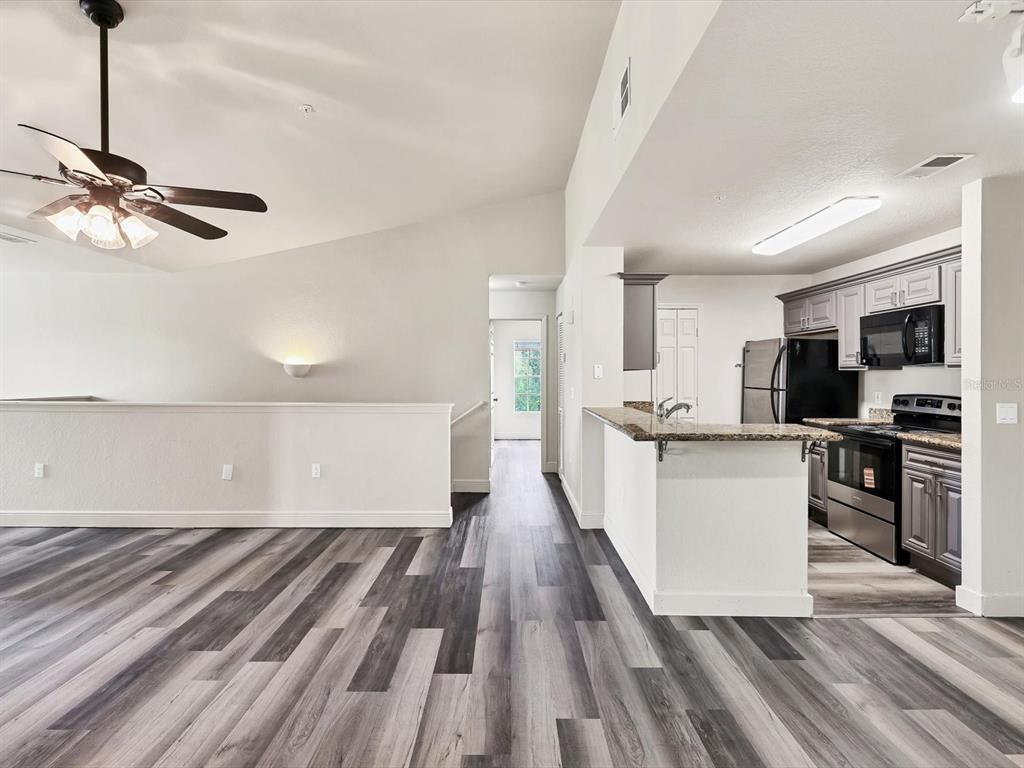 8911 Manor Loop, Unit 205 Lakewood Ranch, FL 34202 - Photo 18 of 39