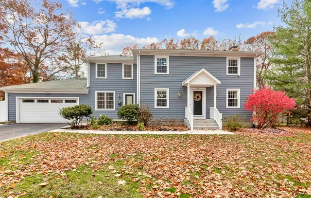 $1,100,000 | 27 Christine Drive, Barrington, RI 02806
