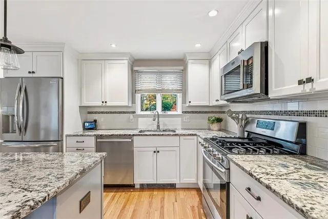 $1,100,000 | 27 Christine Drive, Barrington, RI 02806