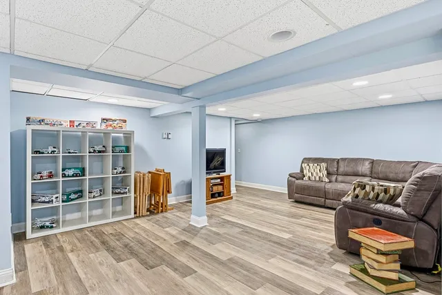 $1,100,000 | 27 Christine Drive, Barrington, RI 02806