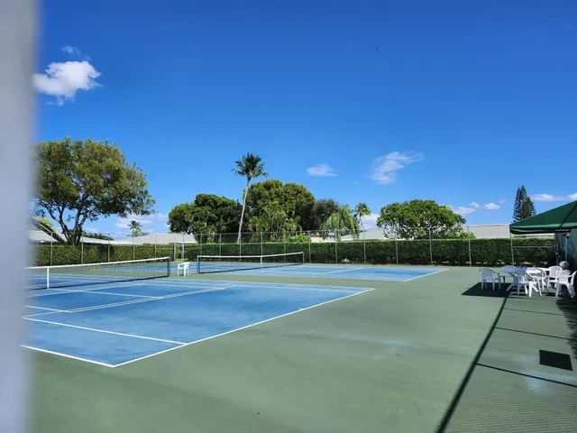 a view of a tennis court