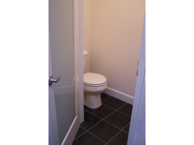 22572 Alcalde Road Cupertino, CA 95014 - Photo 8 of 12 Gallery Image 8