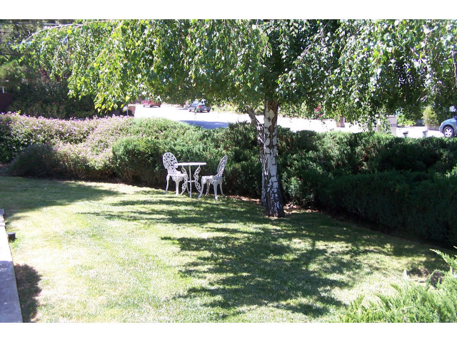 22572 Alcalde Road Cupertino, CA 95014 - Photo 9 of 12 Gallery Image 9