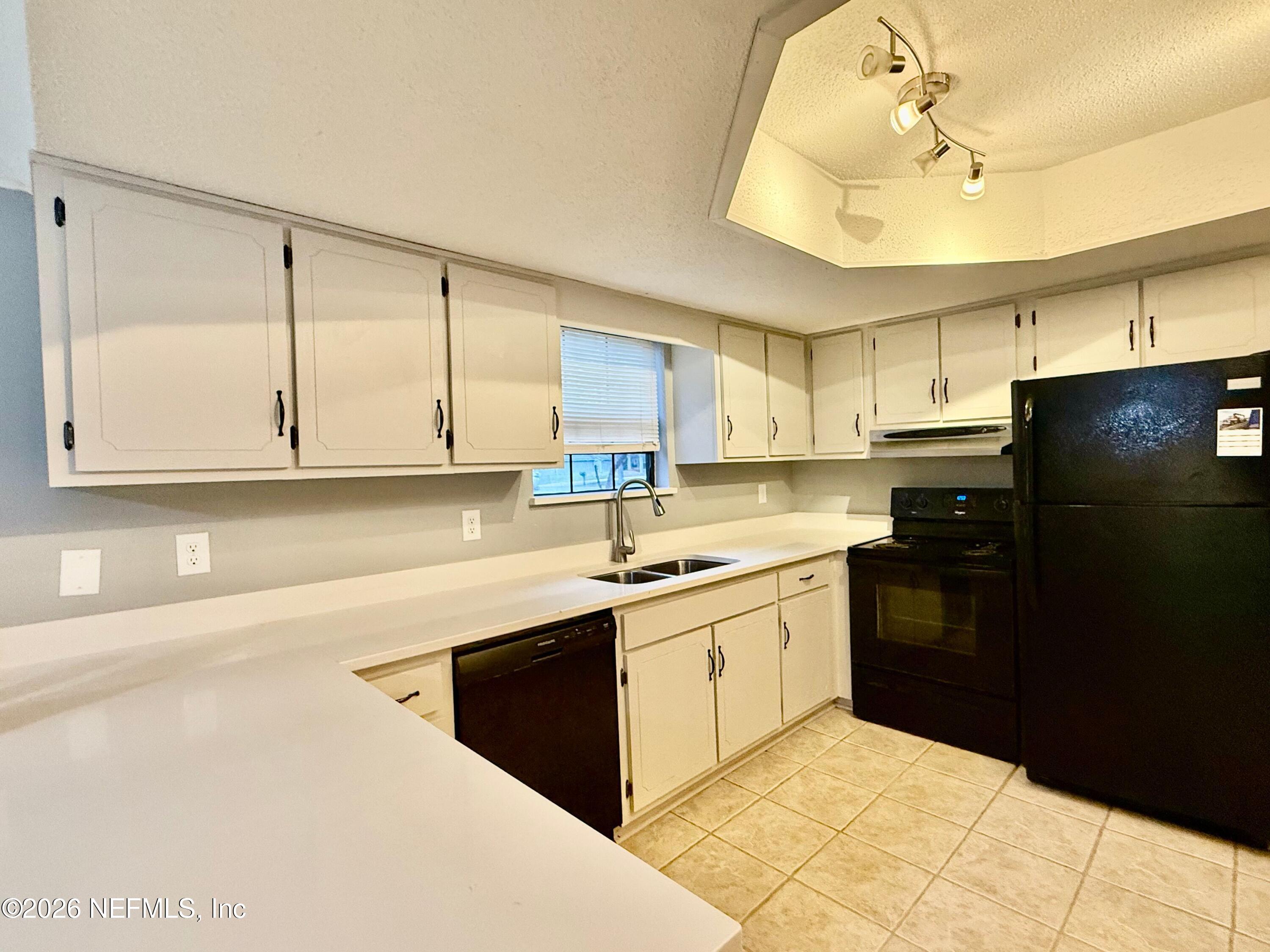 4949 Azure Street Jacksonville, FL 32258 - Photo 8 of 20 IMG_0580